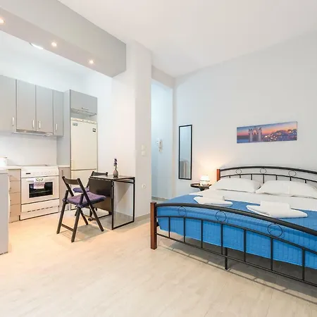 Sweet And Central Apt For 2 アパート